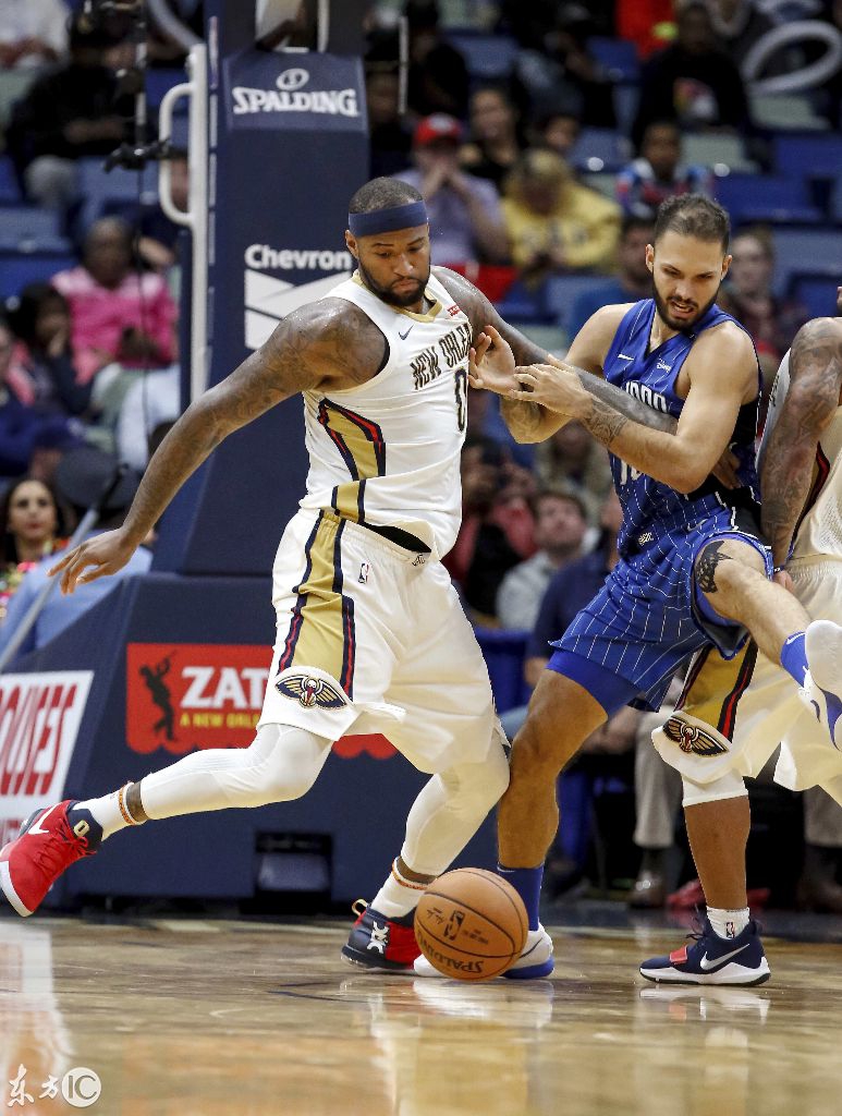 篮网险胜浓眉哥，掀起高潮关键表现点燃全场！