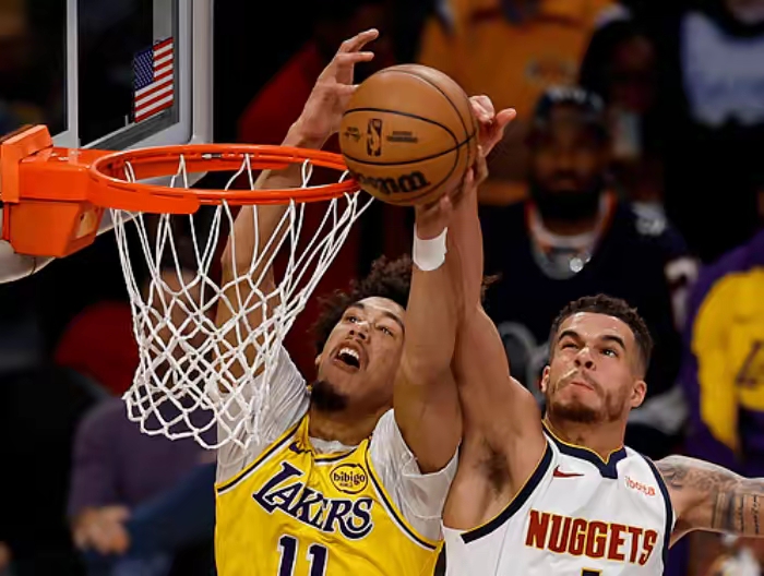 东契奇重要时刻重返赛场，掘金带队取胜！